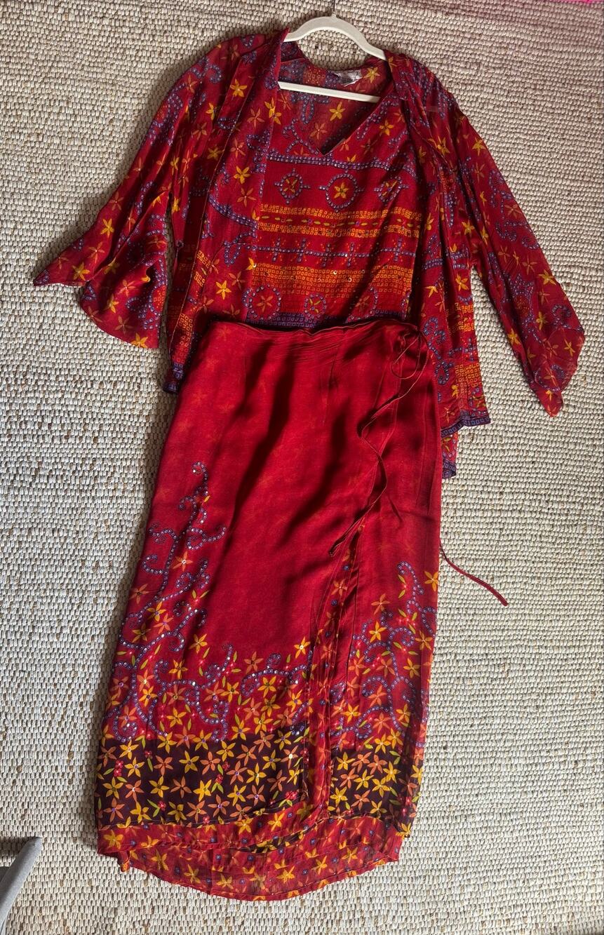 VTG René Derhy 3 Piece Skirt Set Red Floral Paisley Rayon Boho Y2K Sequin M/L